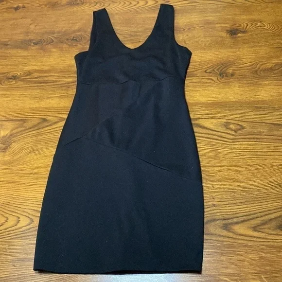 🌷 Guess 🌷 Little Black Gold Zipper Sleeveless Dress - Picture 2 of 7